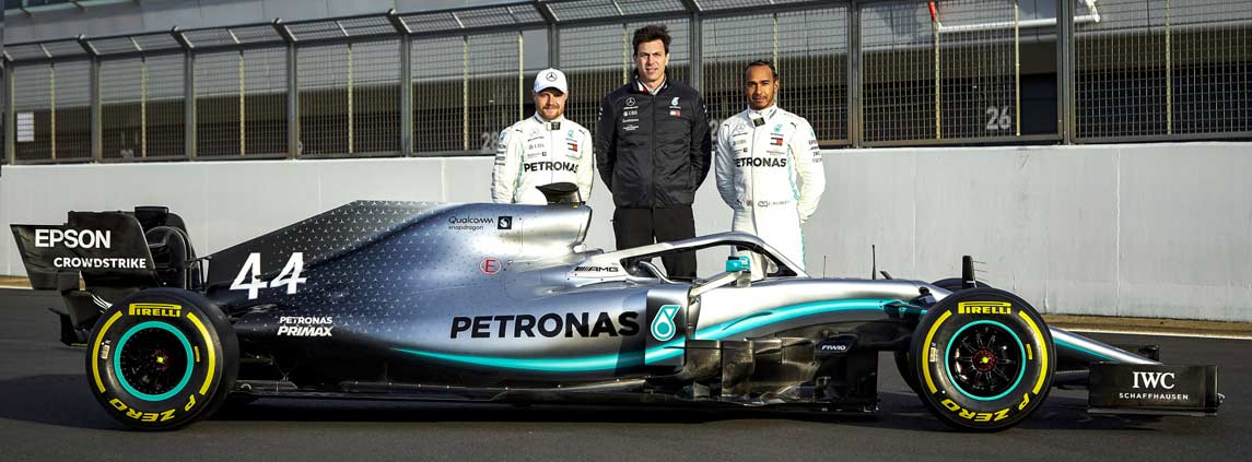 Offizielle Mercedes AMG Petronas F1 Team-Kollektion für 2019