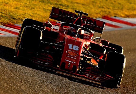 Die neue Scuderia Ferrari-Kollektion 2020 ist in unserem Shop erhältlich