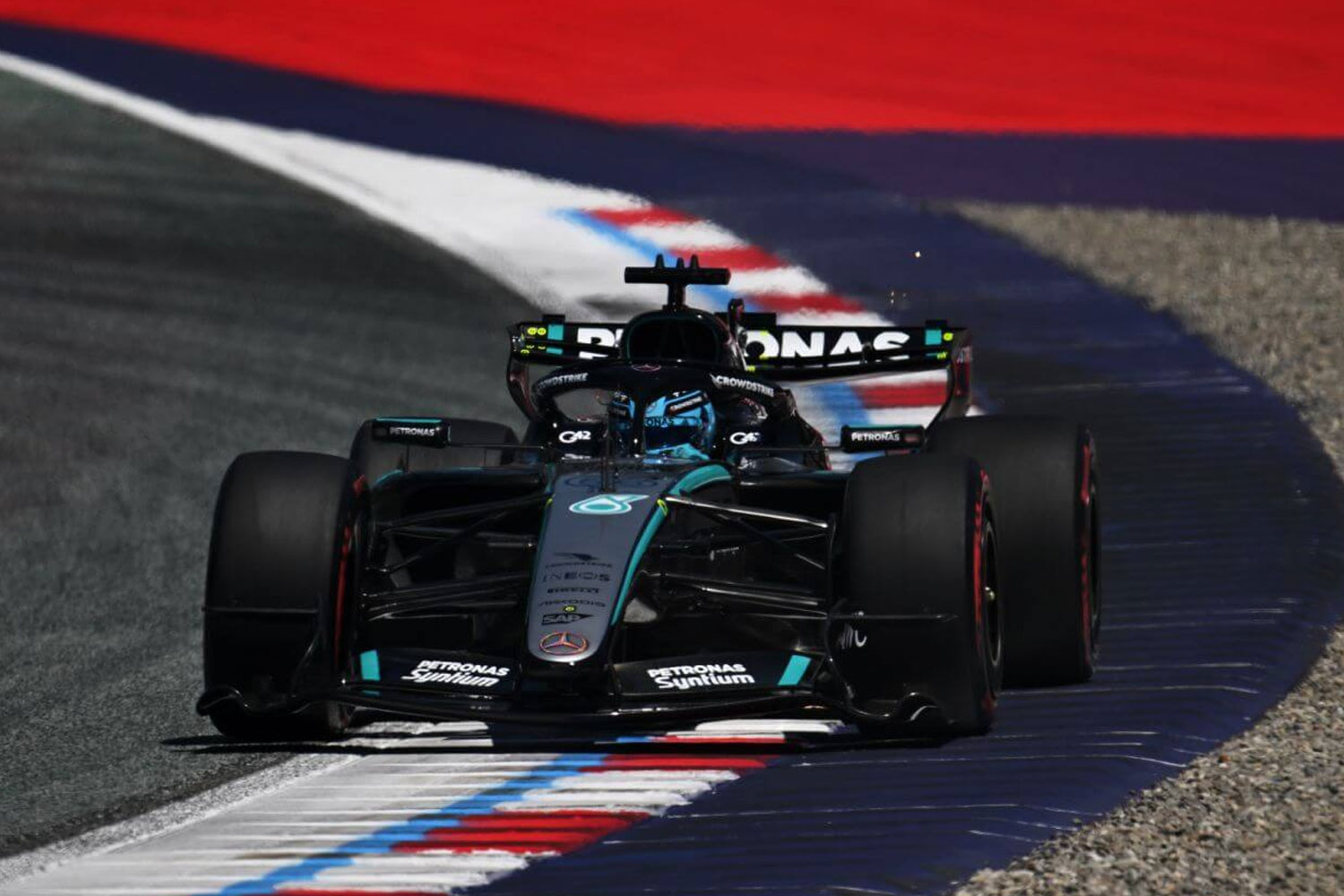 GP Österreich 2026: Russell auf Pole, Verstappen in der Mauer!