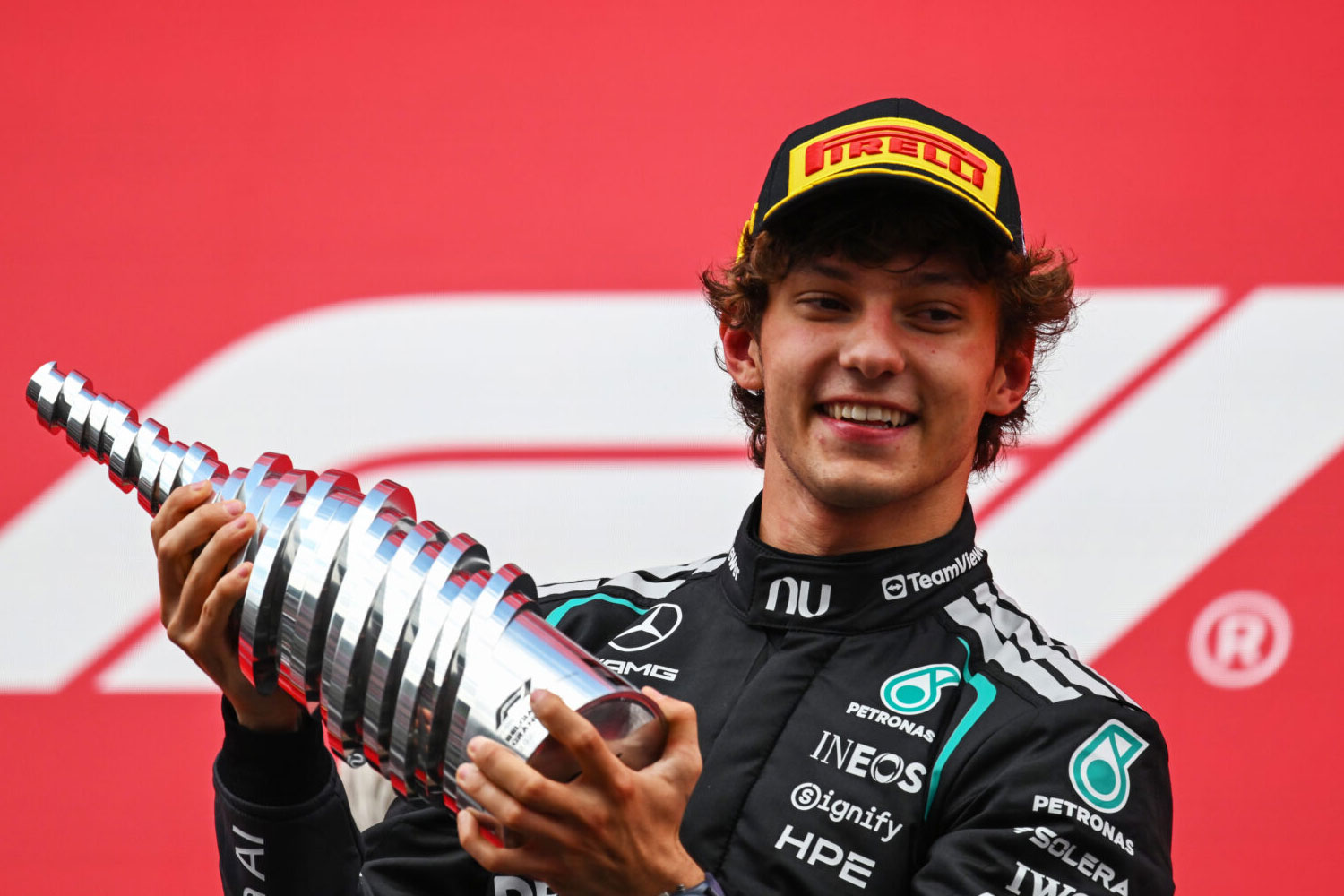 GP Belgien 2026: Antonelli siegt in Spa, Drama um Russell