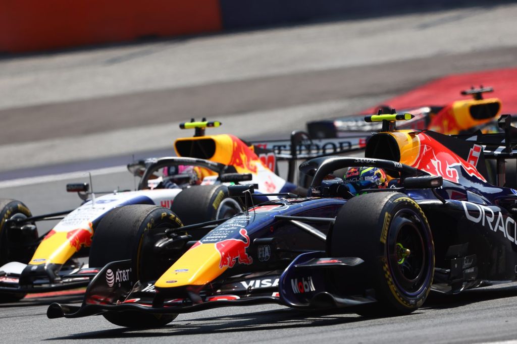Isack Hadjar bleibt 2027 bei Red Bull an Verstappens Seite