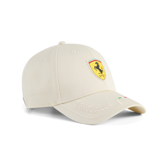 Scuderia Ferrari F1 2026 Cap Italian weiß