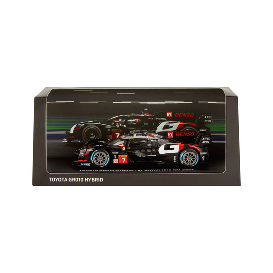 Toyota Gazoo Racing Modellauto 1:43 WEC GR 010 Hybrid Qatar