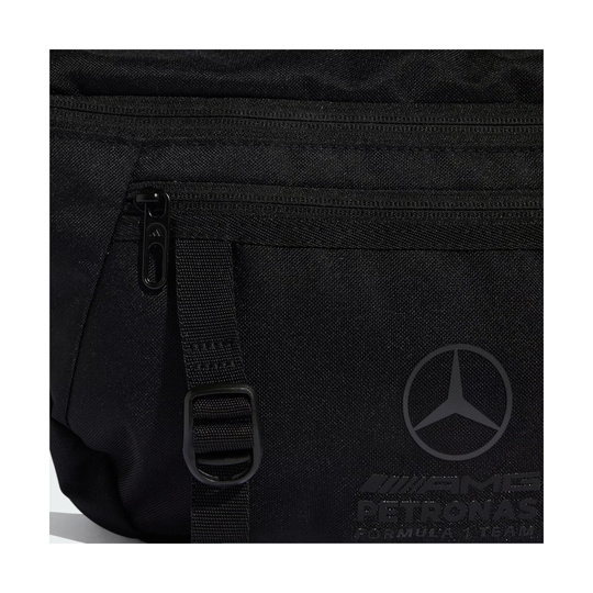 Mercedes AMG F1 2026 Tasche Lights Out