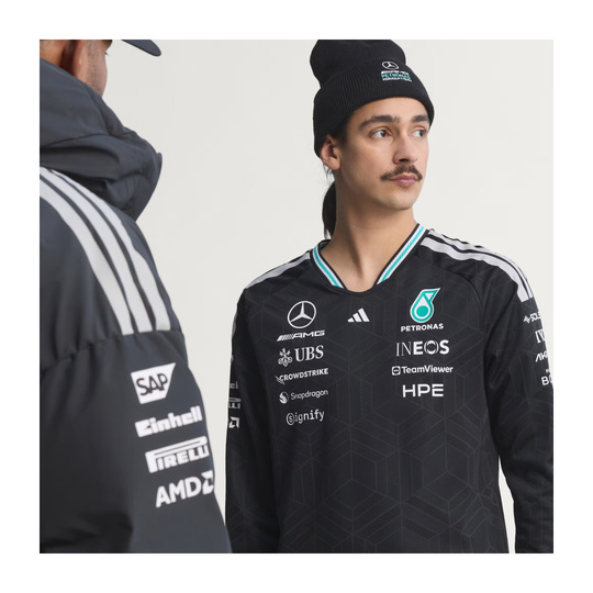 Mercedes AMG F1 2026 Langarmshirt Authentic Team schwarz